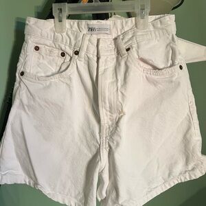 White Zara jorts